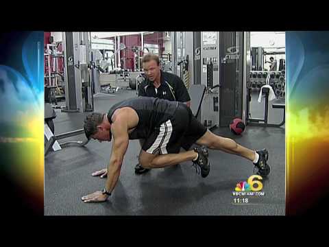 L'esperto di fitness Billy Beck III della NBC Miami con Gregg Avedon - 1 minuto di addominali